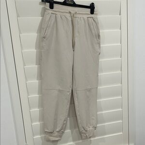 Women’s Beige Jogger Pants SZ XS